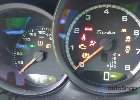 2017 Porsche Macan Turbo/Turbo W/Performance Package from USA, damaged, VIN WP1AF2A58HLB61990